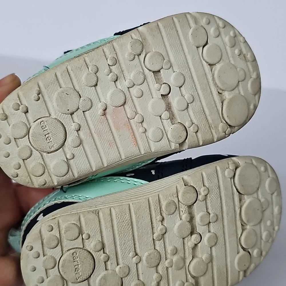 Carter's Every Step Baby Girls Relay Sneaker Blue White Hearts Size 3 1848